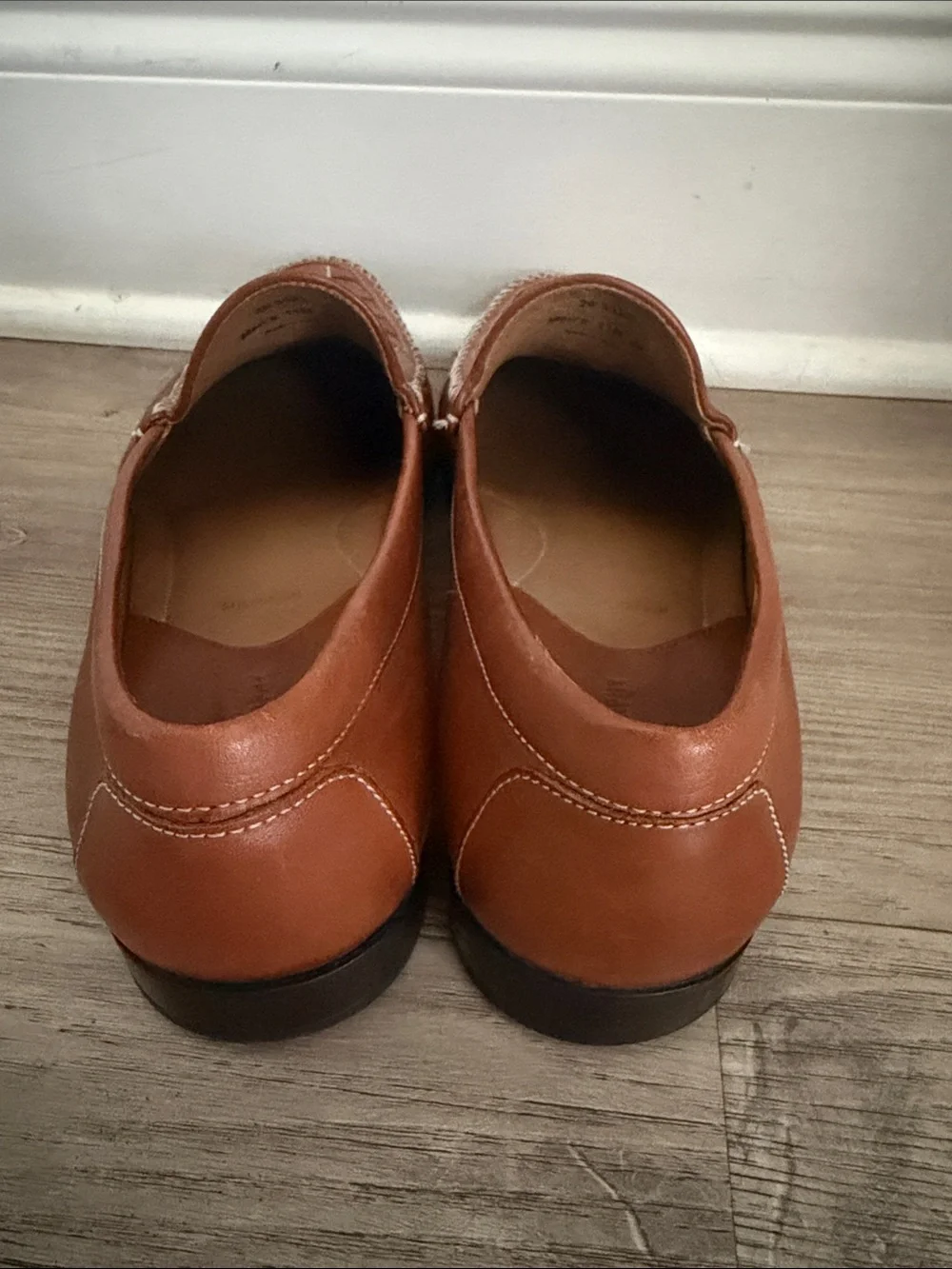 Johnston & Murphy Sheepskin Leather Tassel Loafers Men's Size 11